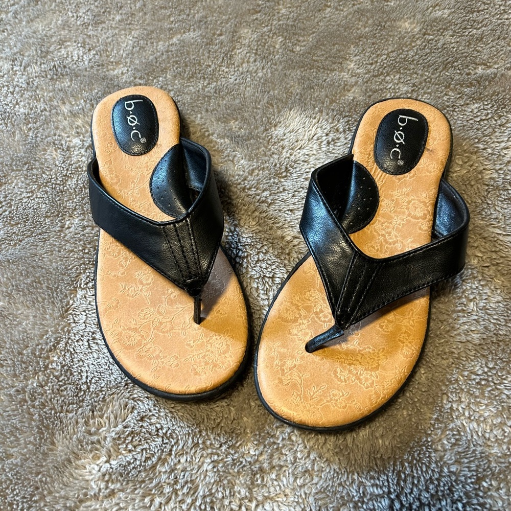 BOC sandals size 9 women’s
